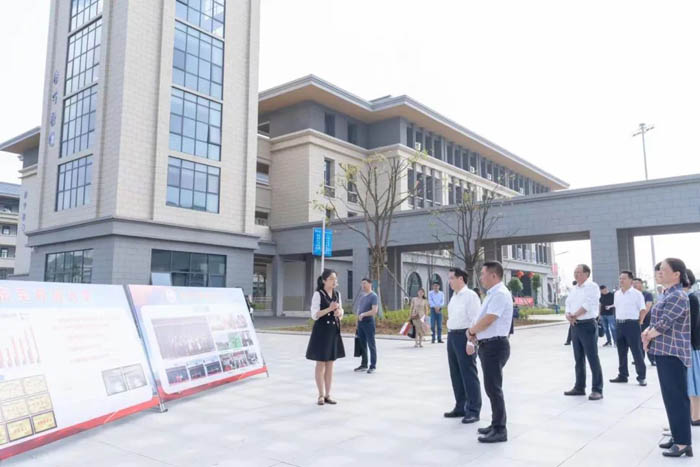 1684895157122489.jpg 2.jpg